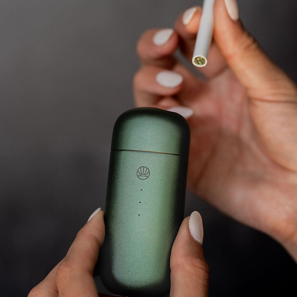 Heimat Cannabis Sticks con canapa CBD e menta. Heat-not-Burn.